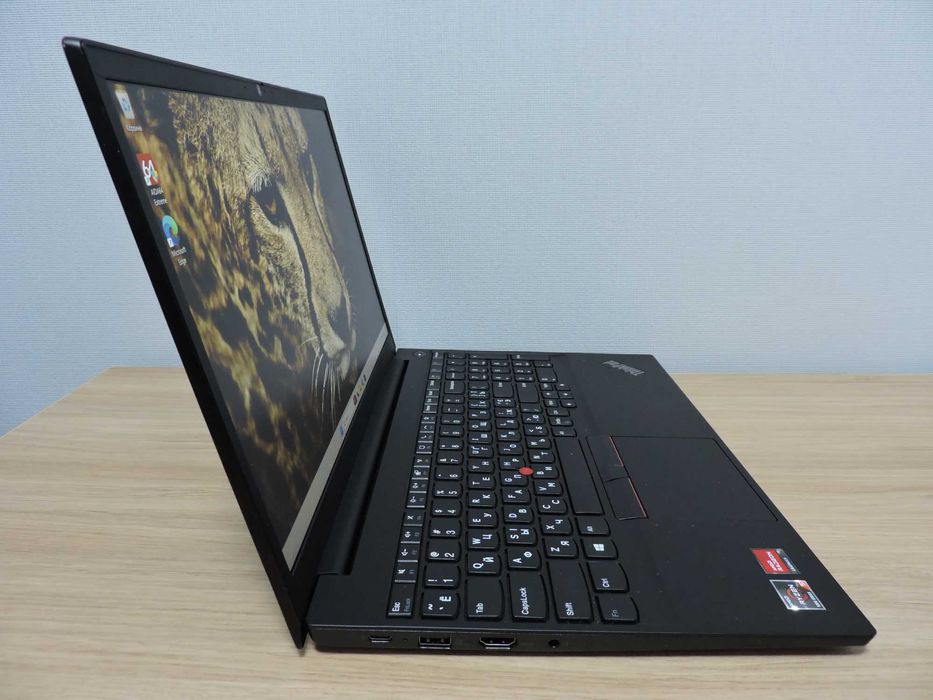 Lenovo Thinkpad E15 Gen2/15.6" FHD IPS/Ryzen 5 4500U/24GB/512GB/Vega