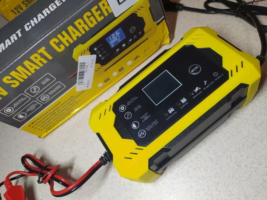 Зарядний 12v 6 ампер