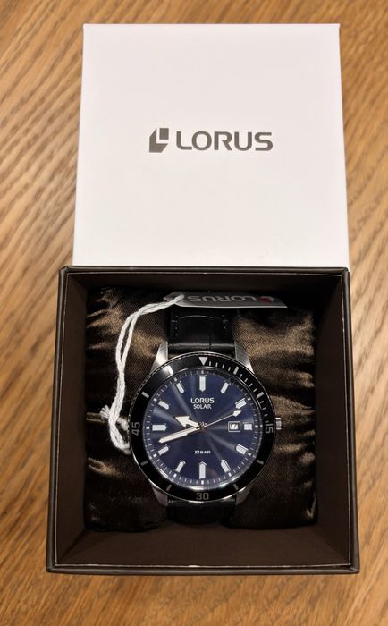 Lorus Solar RX317AX9 czarny bezel stan bdb