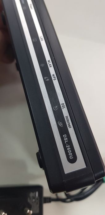 Роутер D-Link DSL-2600U