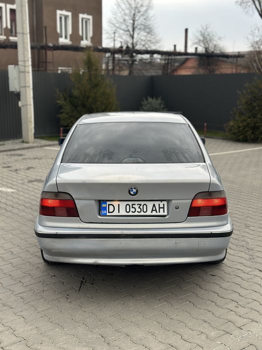 продам Bmw e39 525