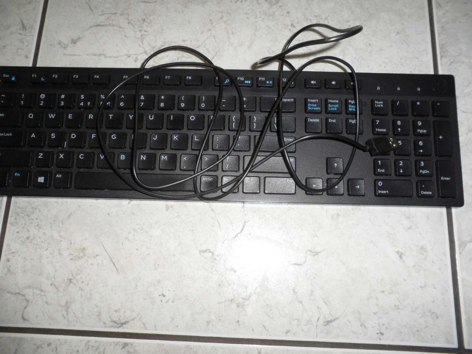 klawiatura DELL do komputera laptopa