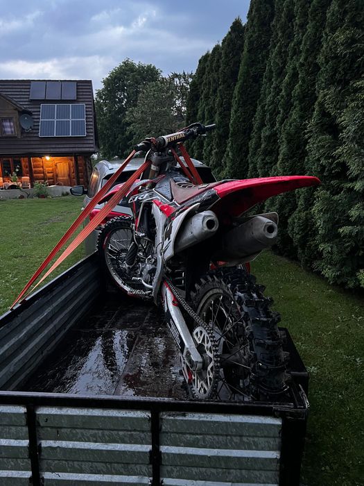 Cross Honda crf