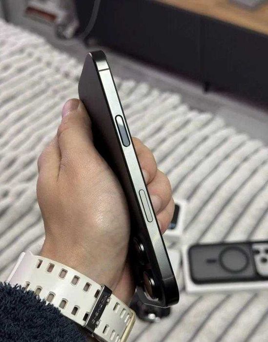iPhone 16 Pro, 256 ГБ  , 100% ,24 цикла  ( фіз сім +Е сім