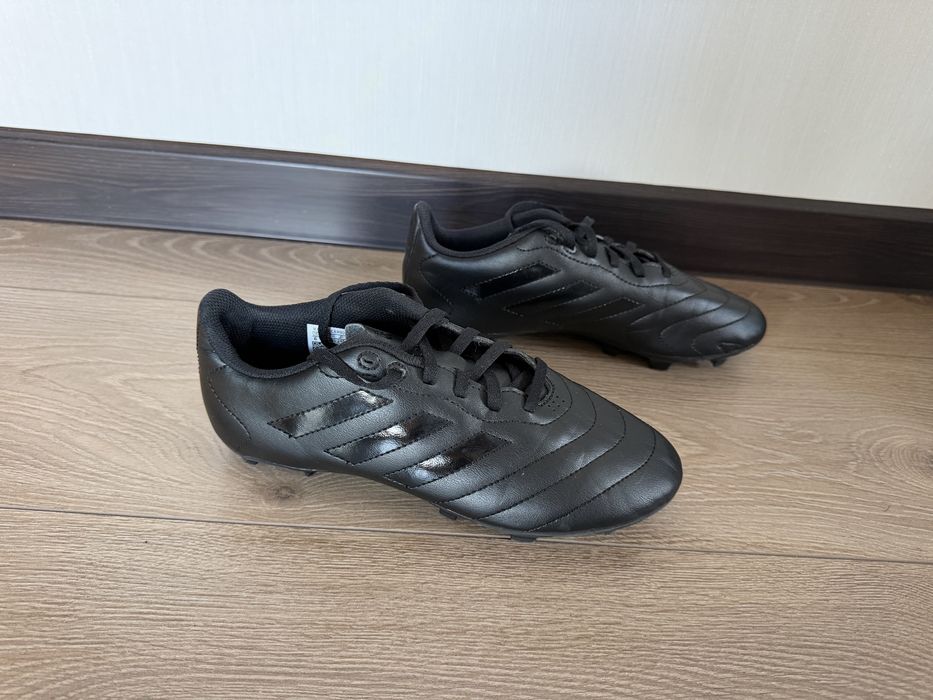 Бутси adidas 38.5 розмір