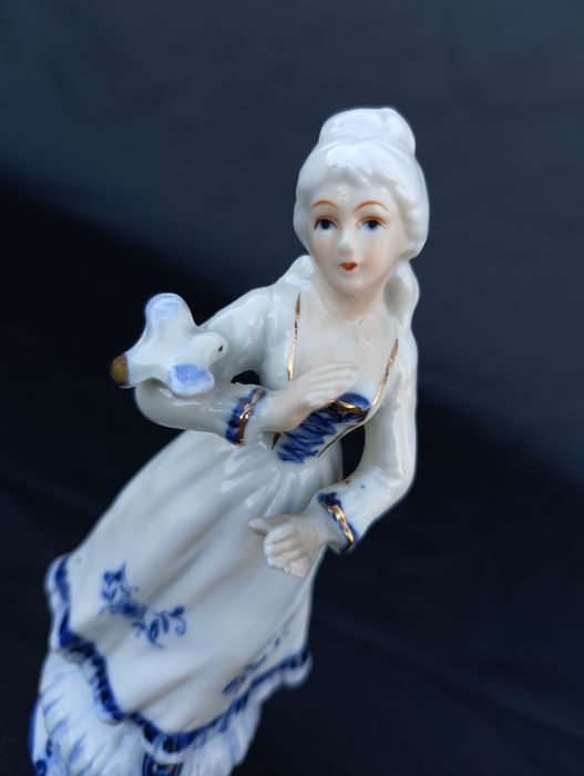 Ceramiczna figurka