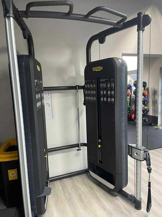 Brama narożna technogym element dual DAP Dual Adjustable Pulley