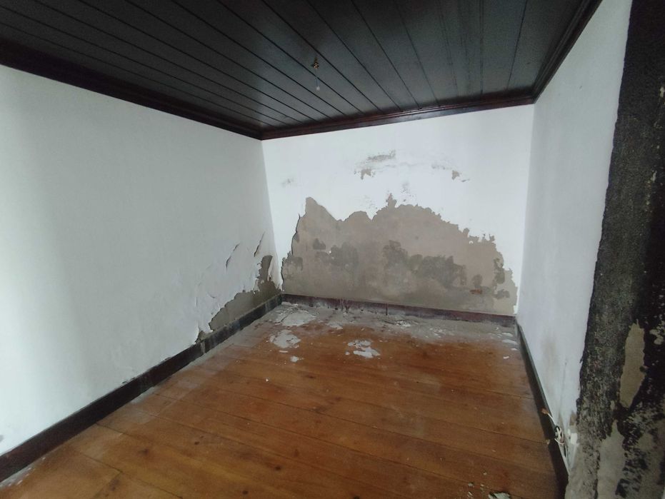 [ Moradia T5 com Pátio |•| Campanha]