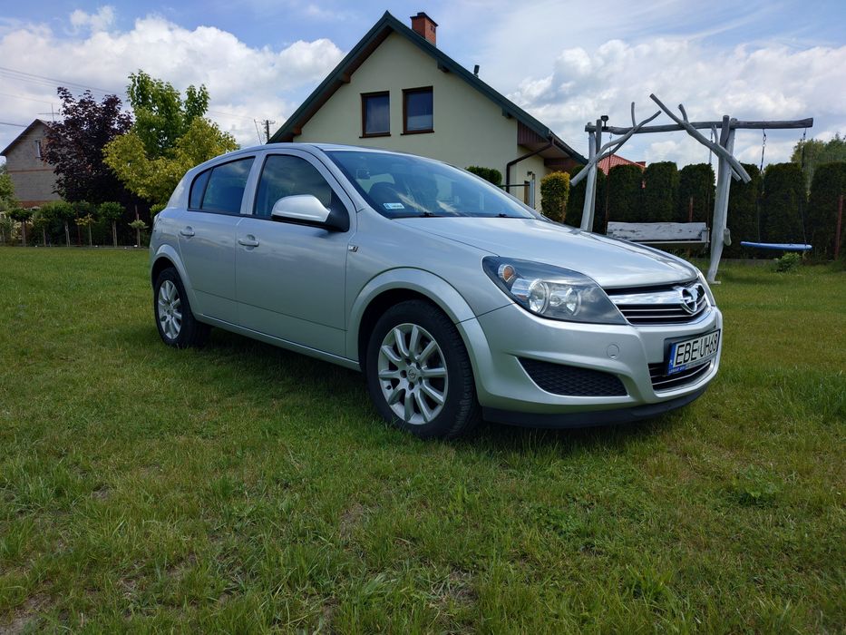 Opel Astra H 2013 | 1.6 Benzyna 115 KM | Niski Przebieg 146 tys. km | Zadbany, Długie Opłaty!