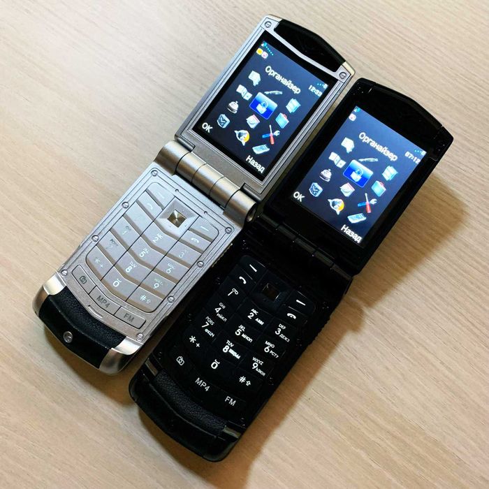 Продам Новий Vertu AYXTA V77! Акція!