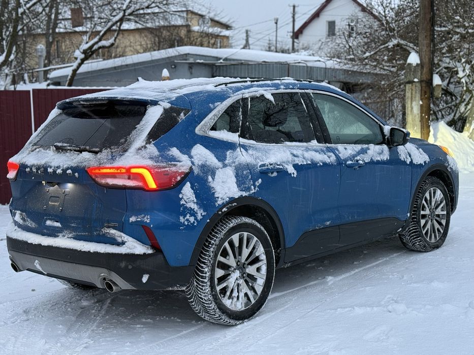 Ford Escape 2020 Titaniun Гібрид 2.5л  4х4