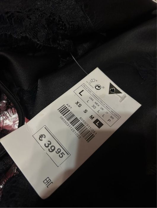 Сукня асиметрична чорна сатинова в білизняному стилі zara мереживна