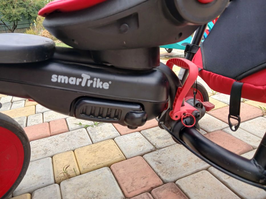 Триколісний велосипед SmarTrike 8в1