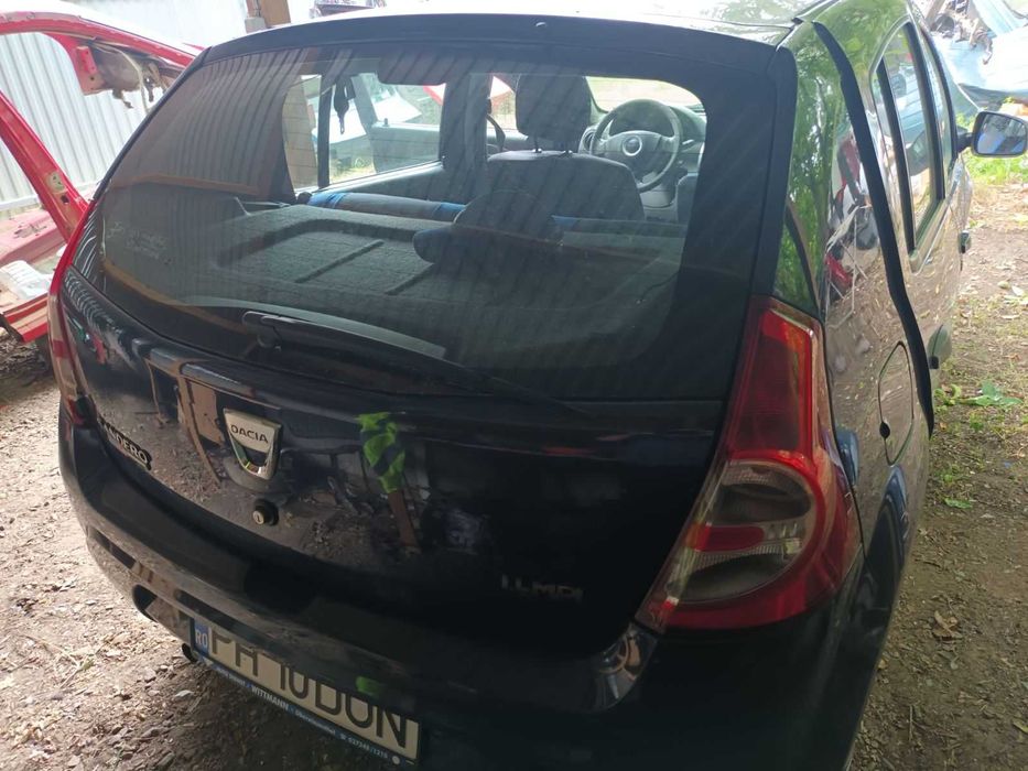Крышка багажника Dacia Sandero / Ляда Дача Сандеро  logan mcv
