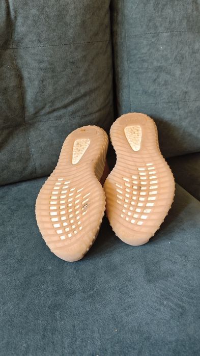Buty Yeezy Boost V2 GW2871