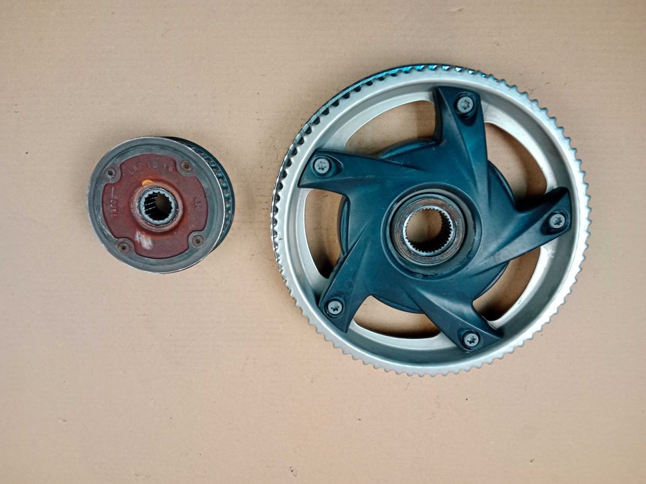 BMW F 800 GT Napęd Koła Zębate Przód Tył Pasek  13-16