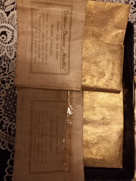 Po de ouro para pinturas e decorações em quadros ou outras