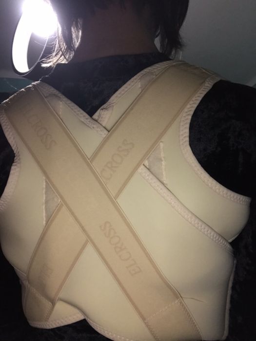 Corretor de postura unisexo L