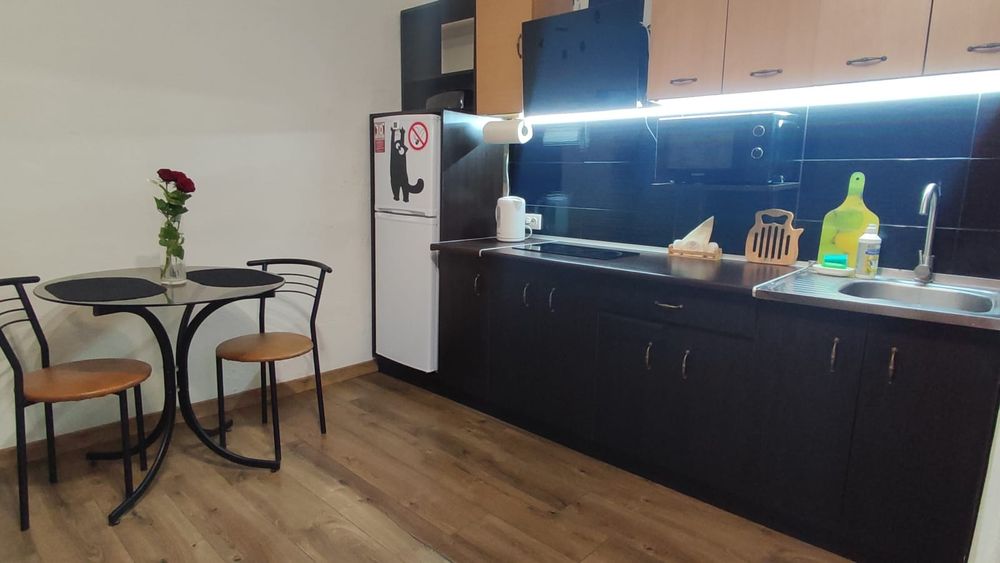 1-кімнатна квартира центр.Подобово, почасово.ЗАВЖДИ Є СВІТЛО.