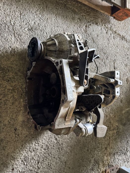Caixa de velocidades LUB Audi A3 1.6 TDI  105 CV CAIXA DE 5 V
