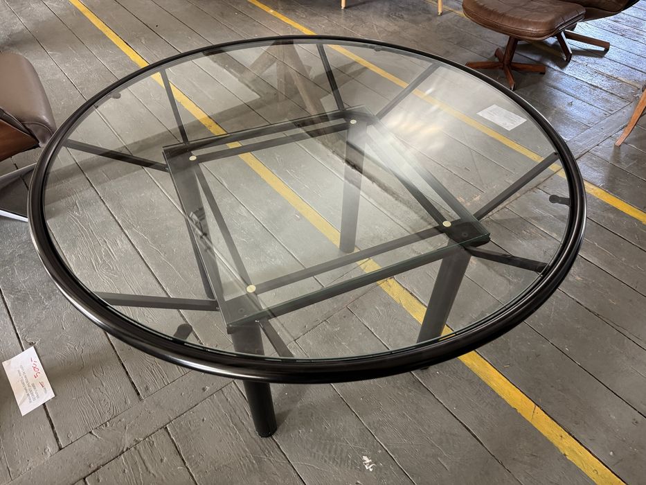 Skandynawski,okragly,metalowy stół z podwójnym  szklanym blatem,lata90