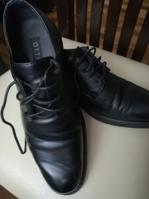 Buty pantofle czarne r 39