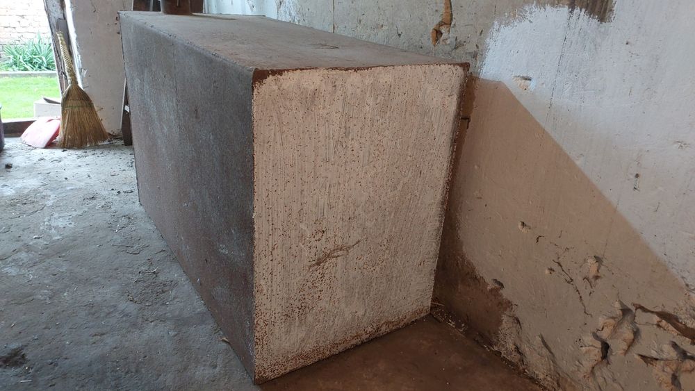 Металева ємкість