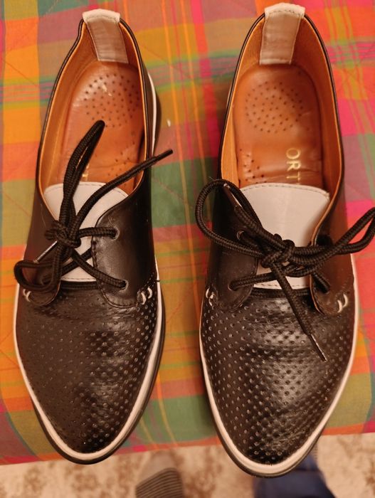 Шкіряні макасини