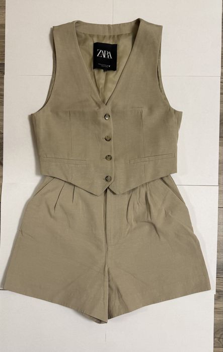 Льняной костюм жилетка и шорты Zara XS бежевый