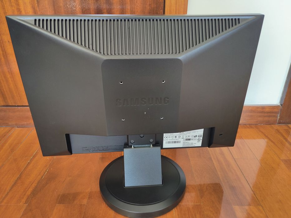 Monitor Samsung 923NW VGA 19''