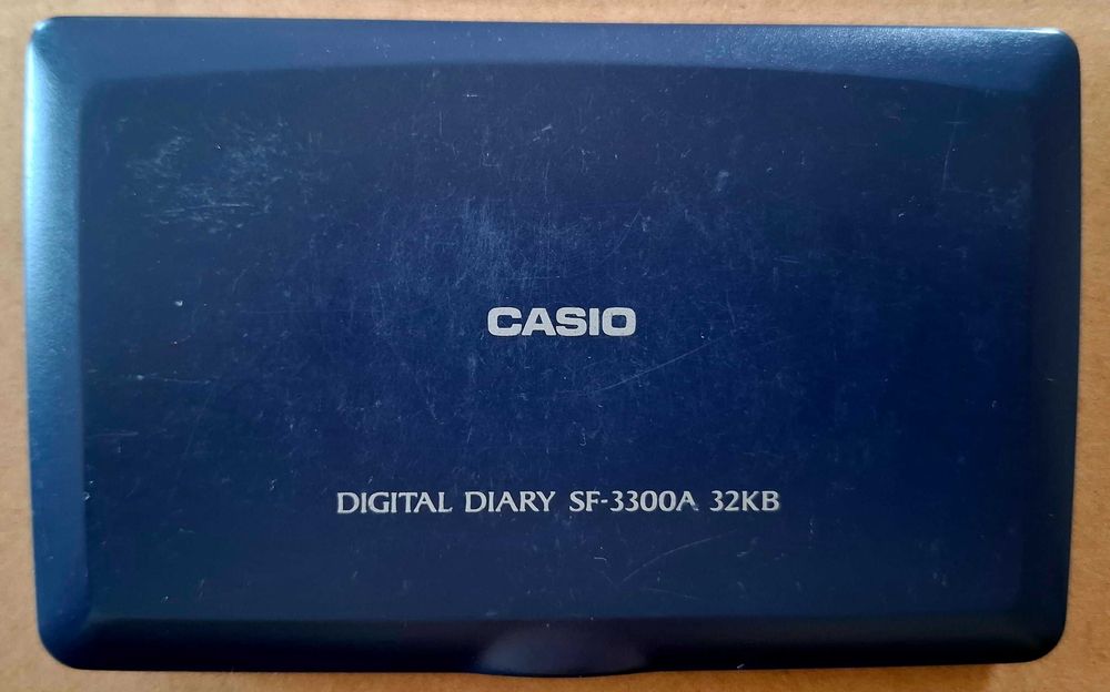 Cyfrowy notatnik Casio SF-3300A 32kb