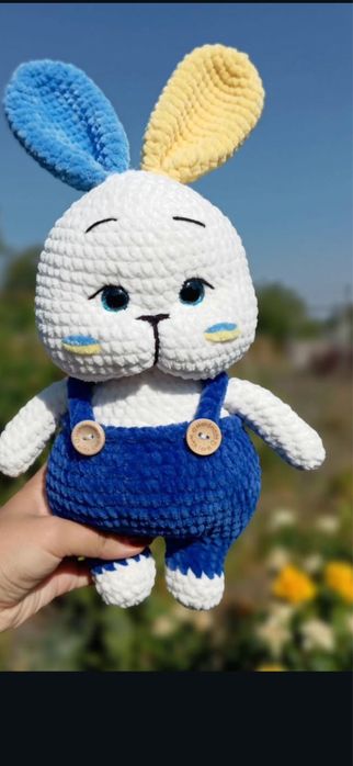 Зайчик Патріот України жовто-блакитний