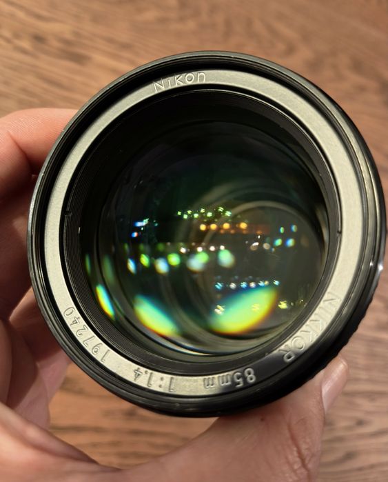 Nikon Nikkor 85mm f/1.4 ai-s