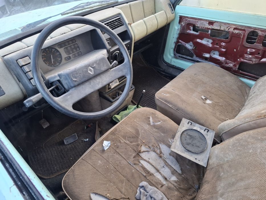 Renault 5 1.2 benzyna 1977