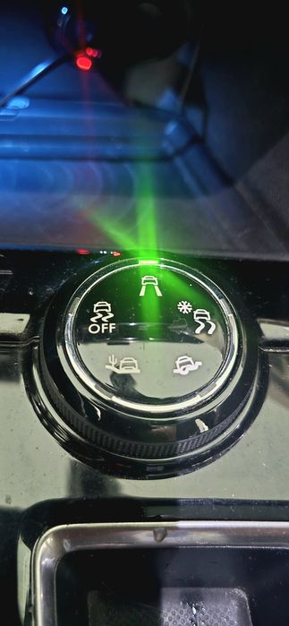 PEUGEOT 3008 1.6 HDI GTLine Grip Control EAT6