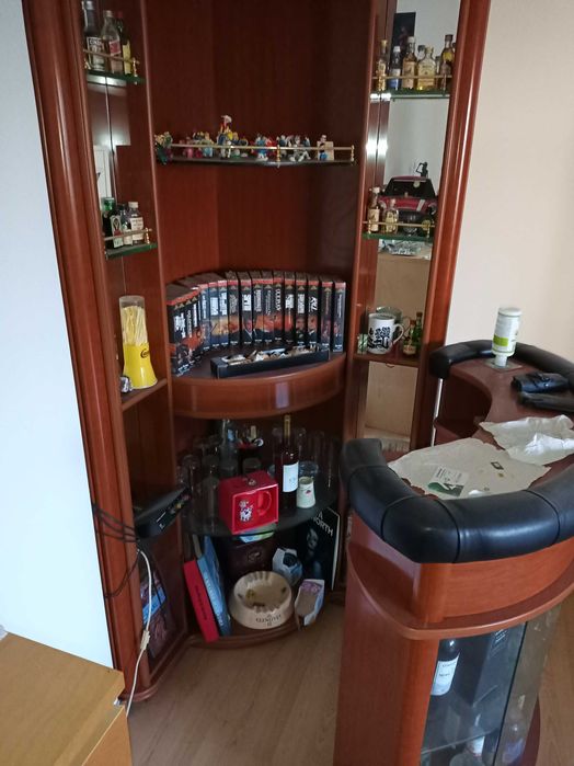 Móvel Bar de canto com balcão e luz