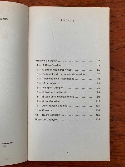 Alice do Outro Lado do Espelho, Lewis Carroll