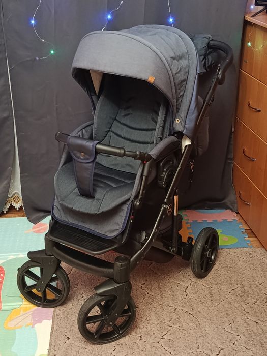 Продам дитячу коляску