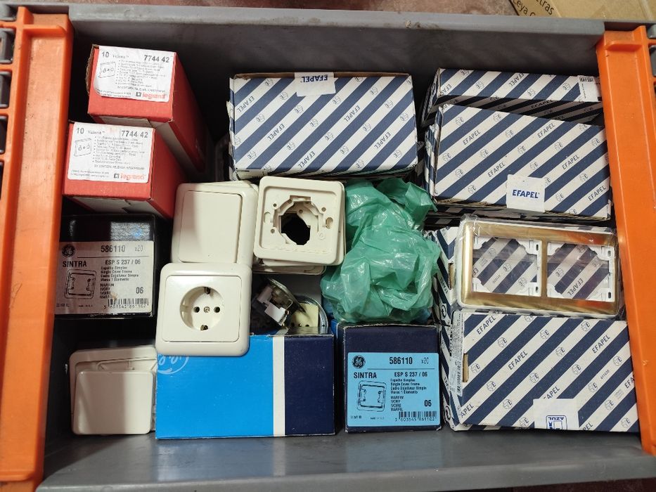 Material elétrico. Efapel/Legrand/General Eletric