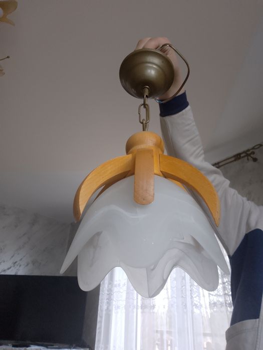 Lampy sufitowe wiszące