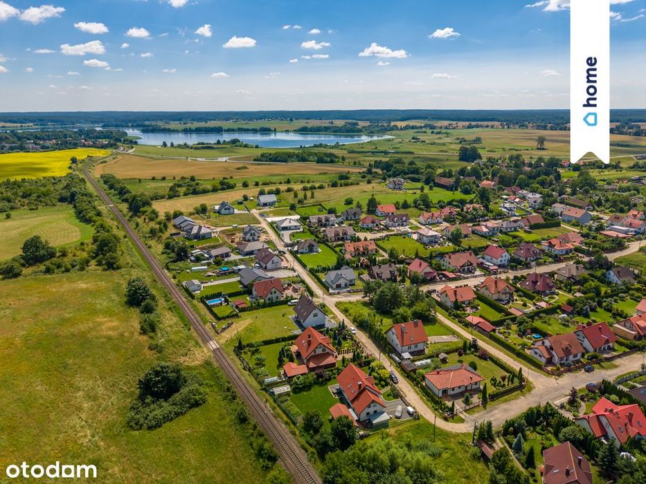 Dom z pięknym ogrodem i widokiem na łąki – Szczęsn