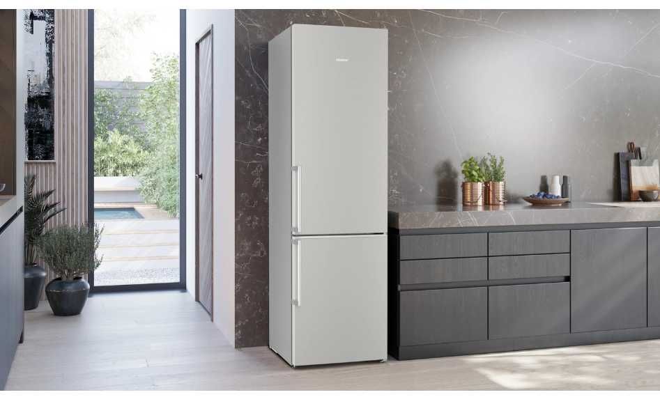 Холодильник Siemens KG39NAIAT iQ500