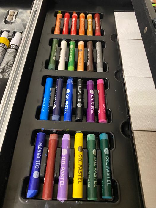 Великий Набір для малювання  металева валіза Art set