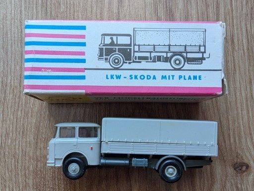 Model Skoda Mit Plane unikat