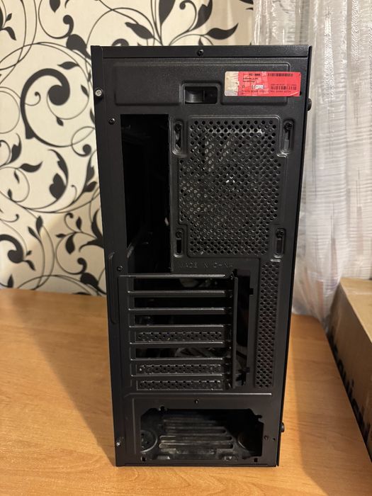 Корпус пк vinga +7 rgb  вентиляторів