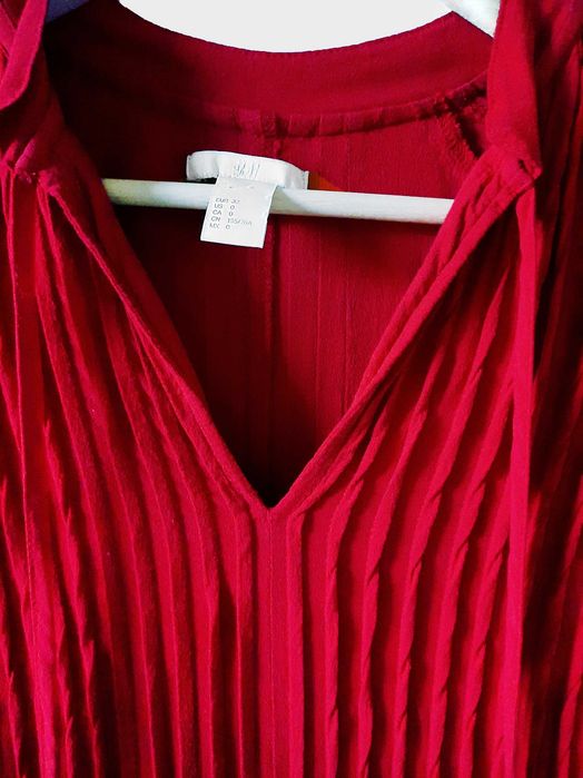 H&M czerwona sukienka z wiskozy xxs/xs