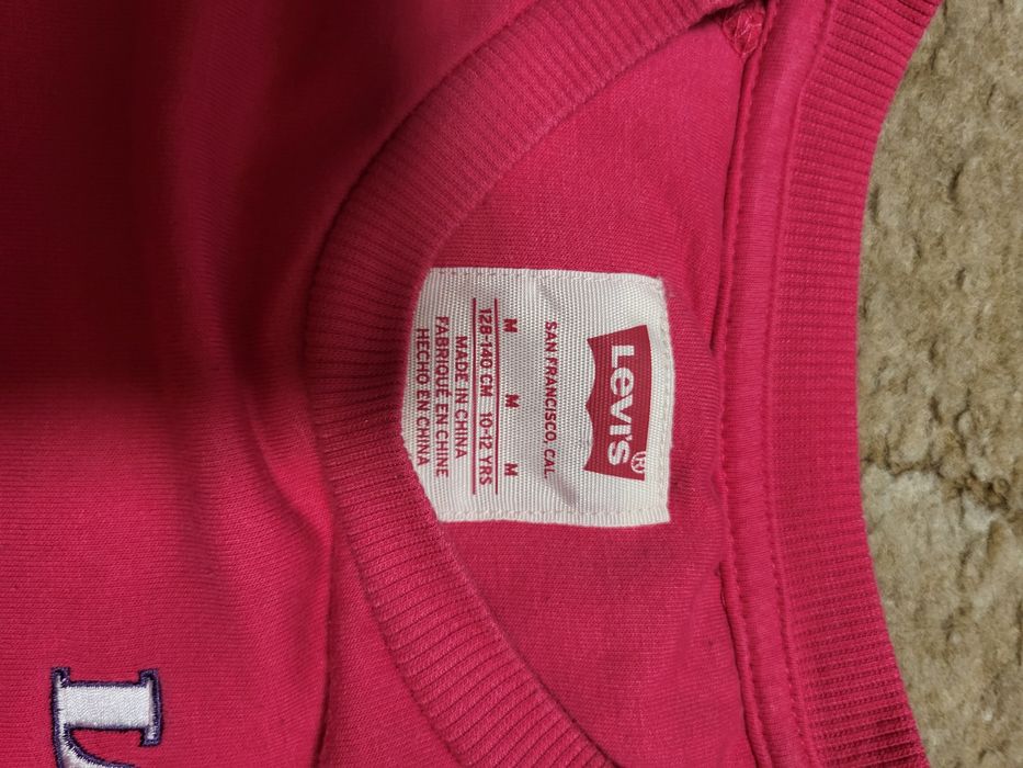 Кофта, реглан Levi's на дівчинку 8 років