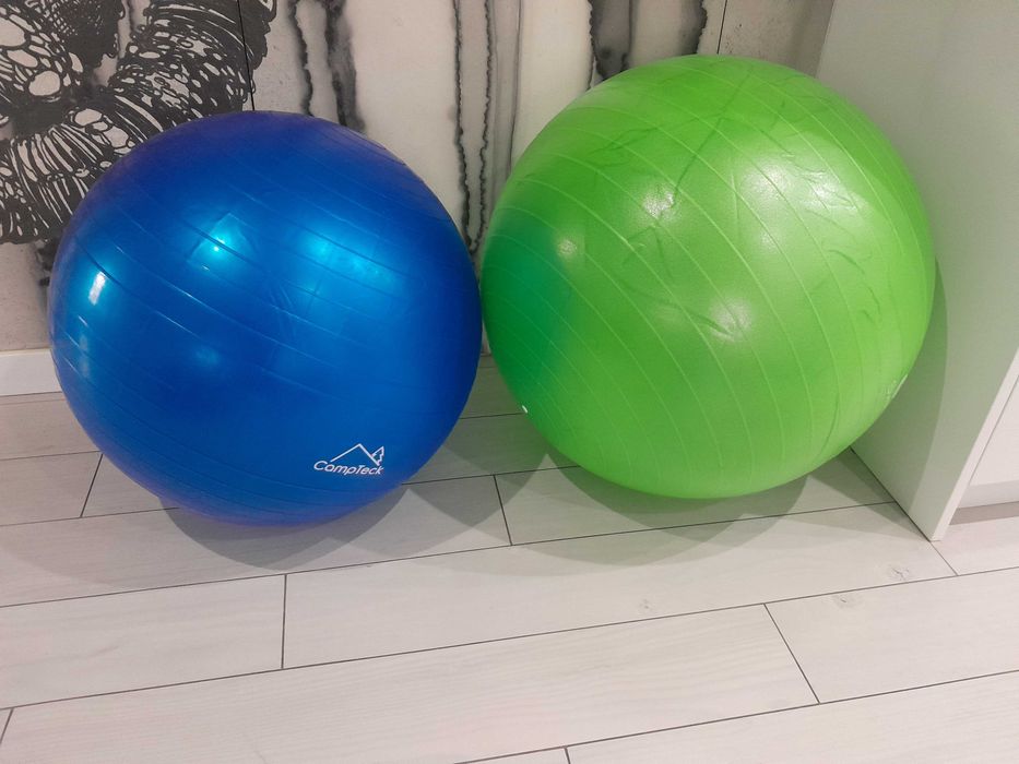Piłki gimnastyczne