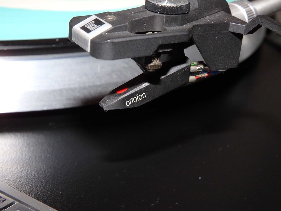 Gramofon DUAL  CS 5000