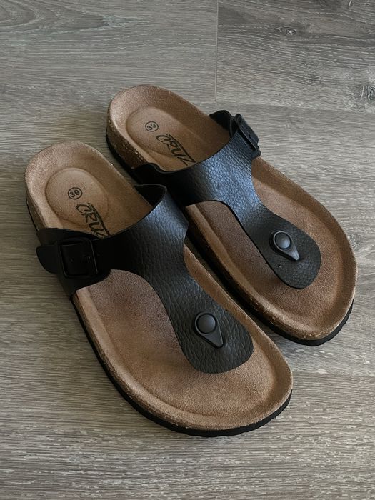 Нові шлепкі 37 р